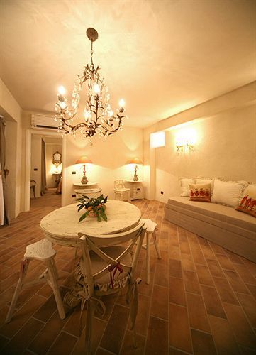 Il Poggio Country Resort Graniti ภายนอก รูปภาพ