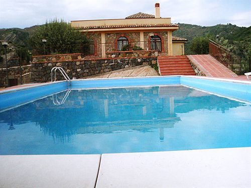Il Poggio Country Resort Graniti ภายนอก รูปภาพ